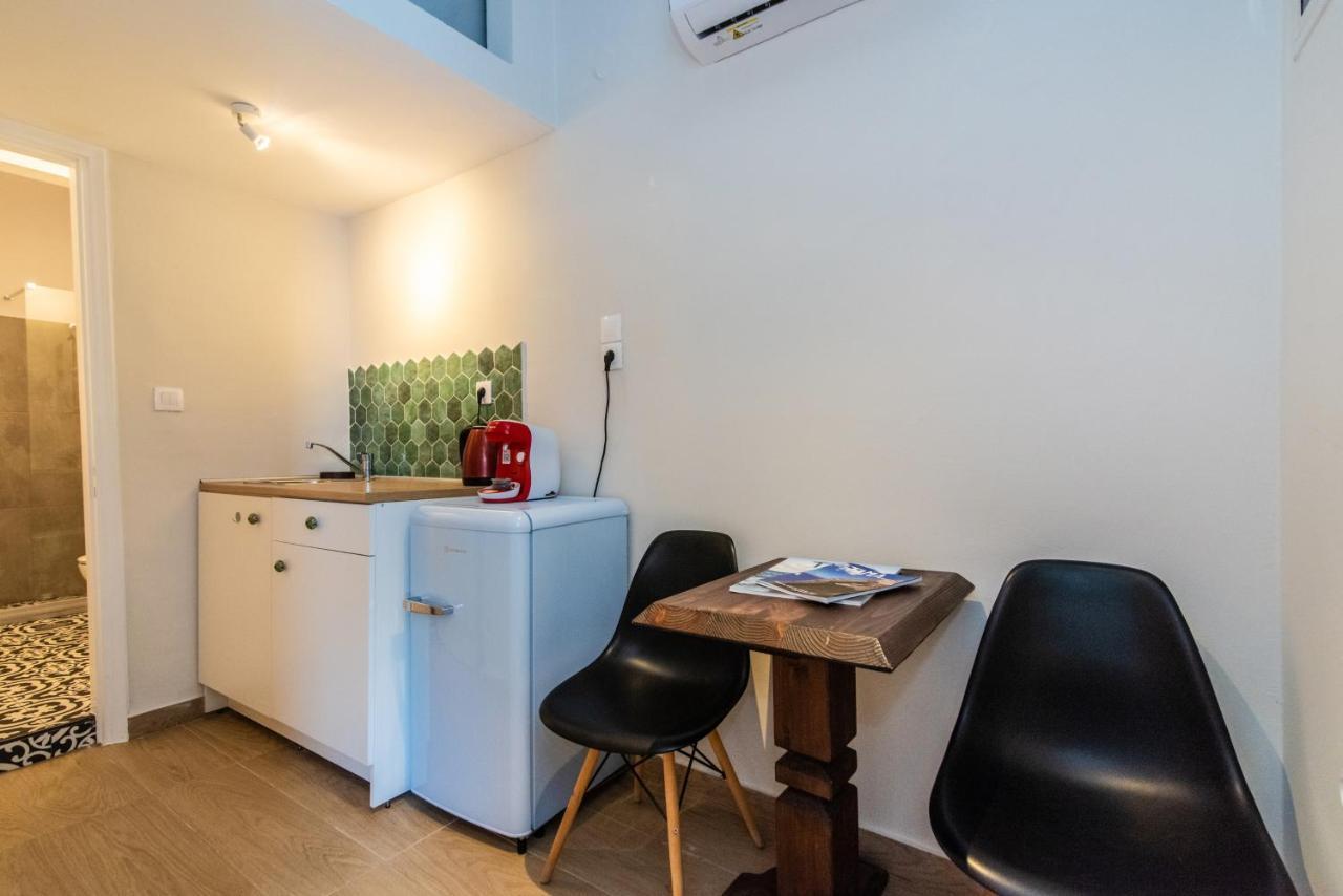 Escape In Tinos Apartment Exterior photo
